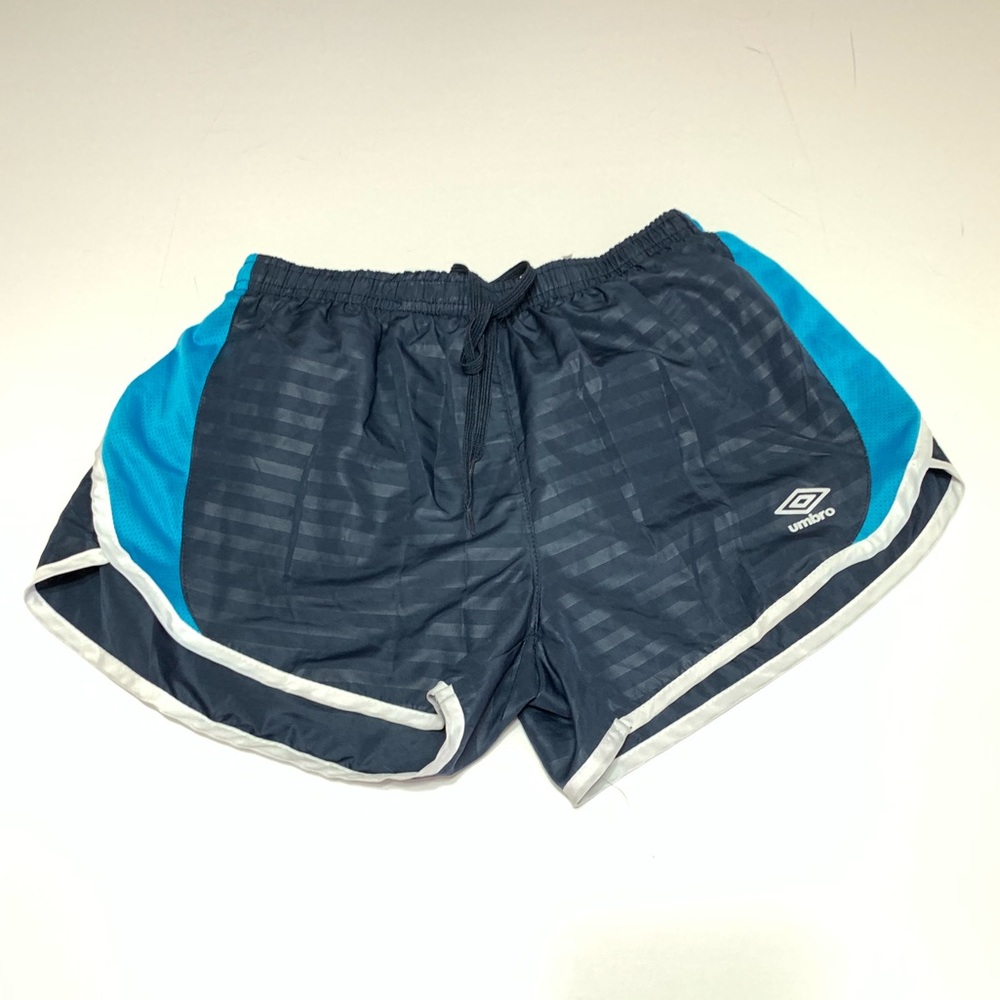 Umbro running shorts - Picture 2 of 3